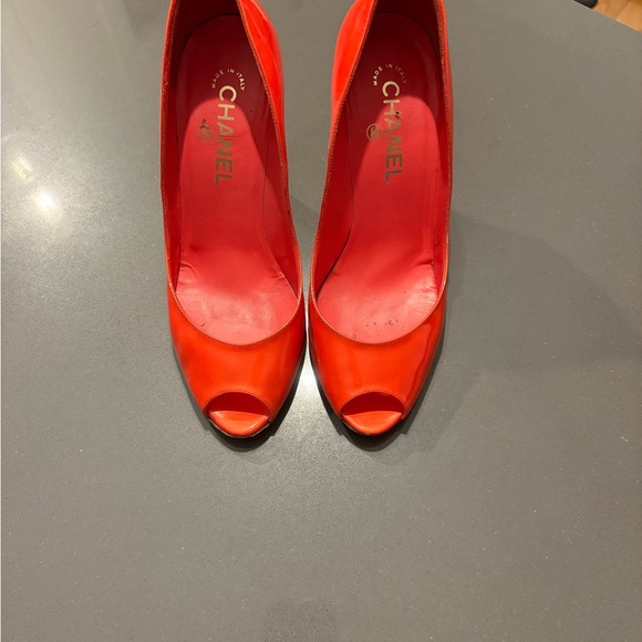 Authentic CHANEL Vibrant tangerine/coral Peep-Toe Heels - Picture 1 of 9